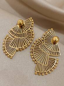 Boucles d’Oreilles éventail doré – Élégance géométrique