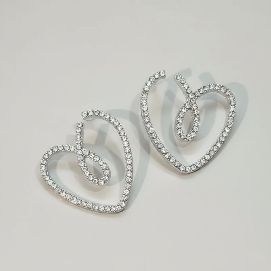 Boucles d’Oreilles Cœur Cristallin – Élégance Étincelante