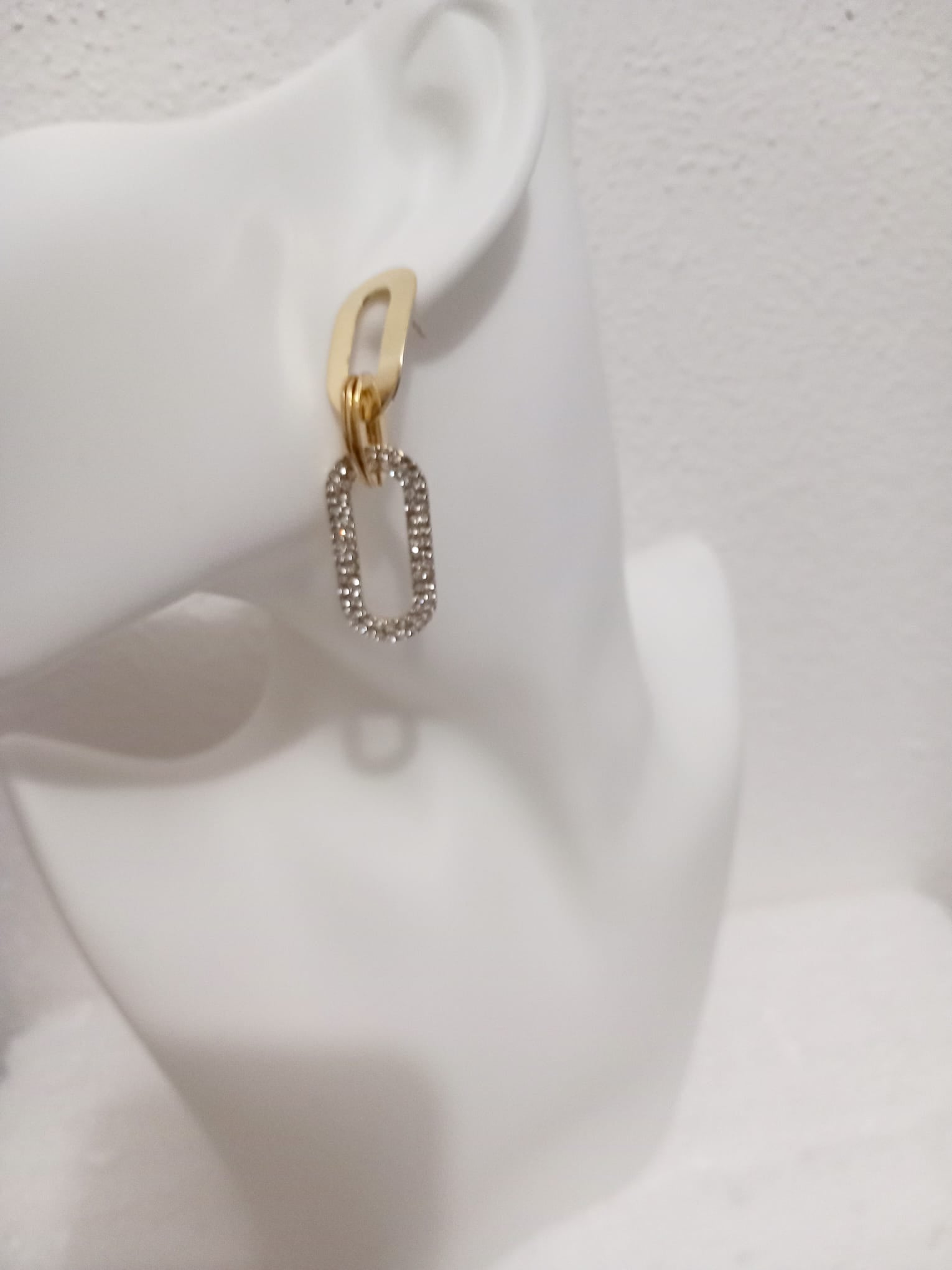 Boucles d’oreilles “Chaîne d’Or” – L’éclat du lien